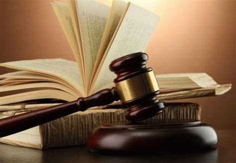 КС разрешил требовать через суд прекращения уголовного преследования